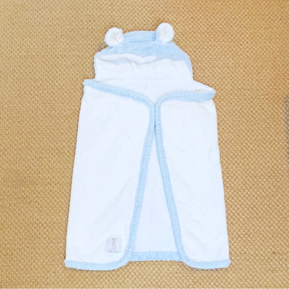 Little Giraffe Towel